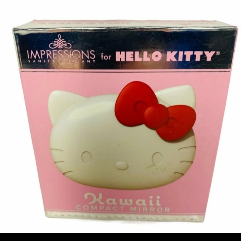 IMPRESSION VANITY HELLO KITTY MIRROR